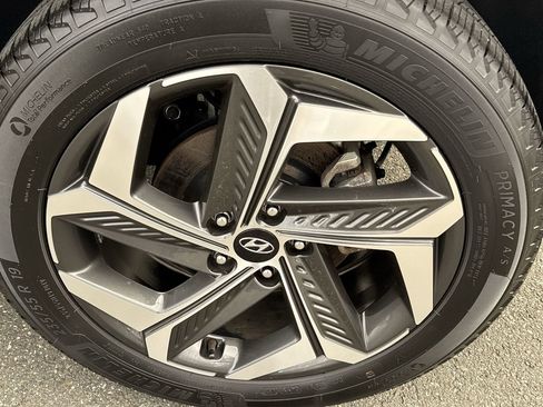 Certified 2023 Hyundai Tucson Limited image 10