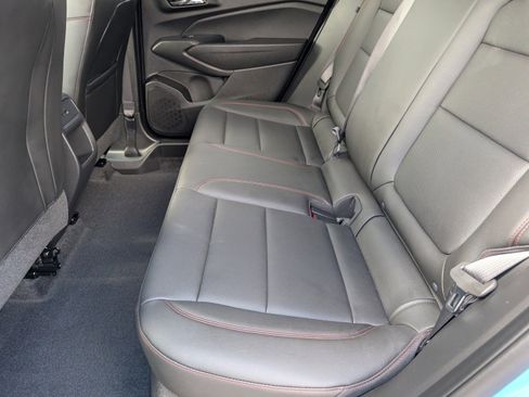 Used 2025 Chevrolet Trax RS w/ Driver Confidence Package image 8