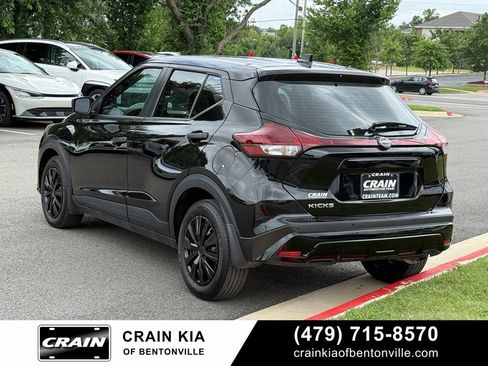 Used 2024 Nissan Kicks S FWD image 5