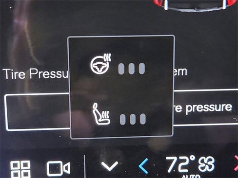 Used 2023 Volvo XC60 B5 Core image 25