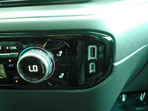 Used 2026 GMC Sierra 1500 SLT RWD image 46