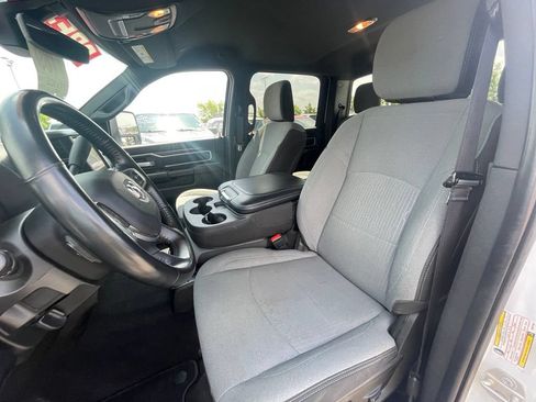 Used 2024 RAM 2500 Big Horn AWD/4WD image 21