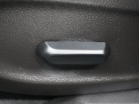Used 2014 Chevrolet Cruze LT FWD image 15