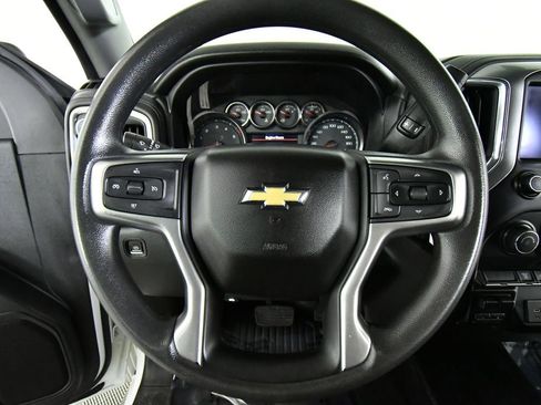 Used 2021 Chevrolet Silverado 3500 LT AWD/4WD image 2