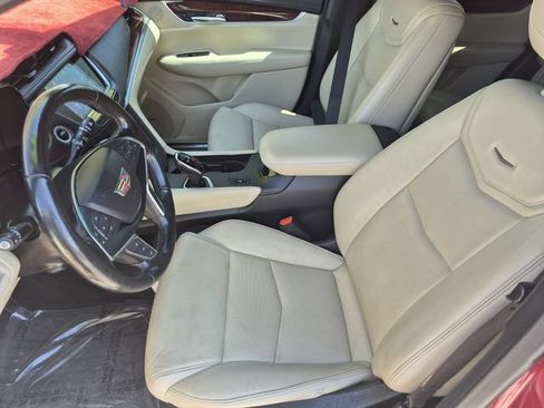 Used 2019 Cadillac XT5 Luxury FWD image 19