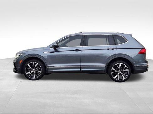 Used 2022 Volkswagen Tiguan SEL R-Line AWD/4WD image 5