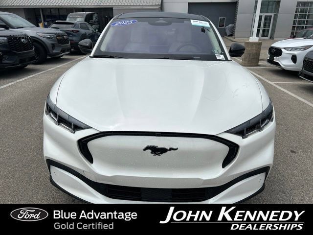 Certified 2025 Ford Mustang Mach-E Premium AWD/4WD image 5