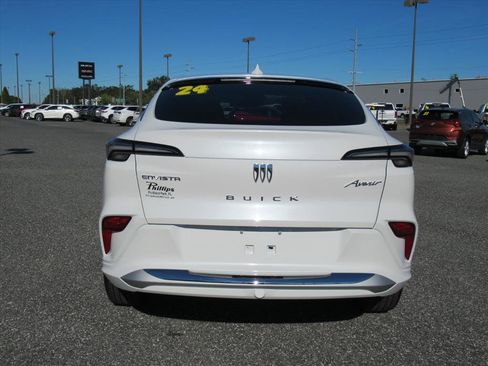 Used 2024 Buick Envista Avenir image 5