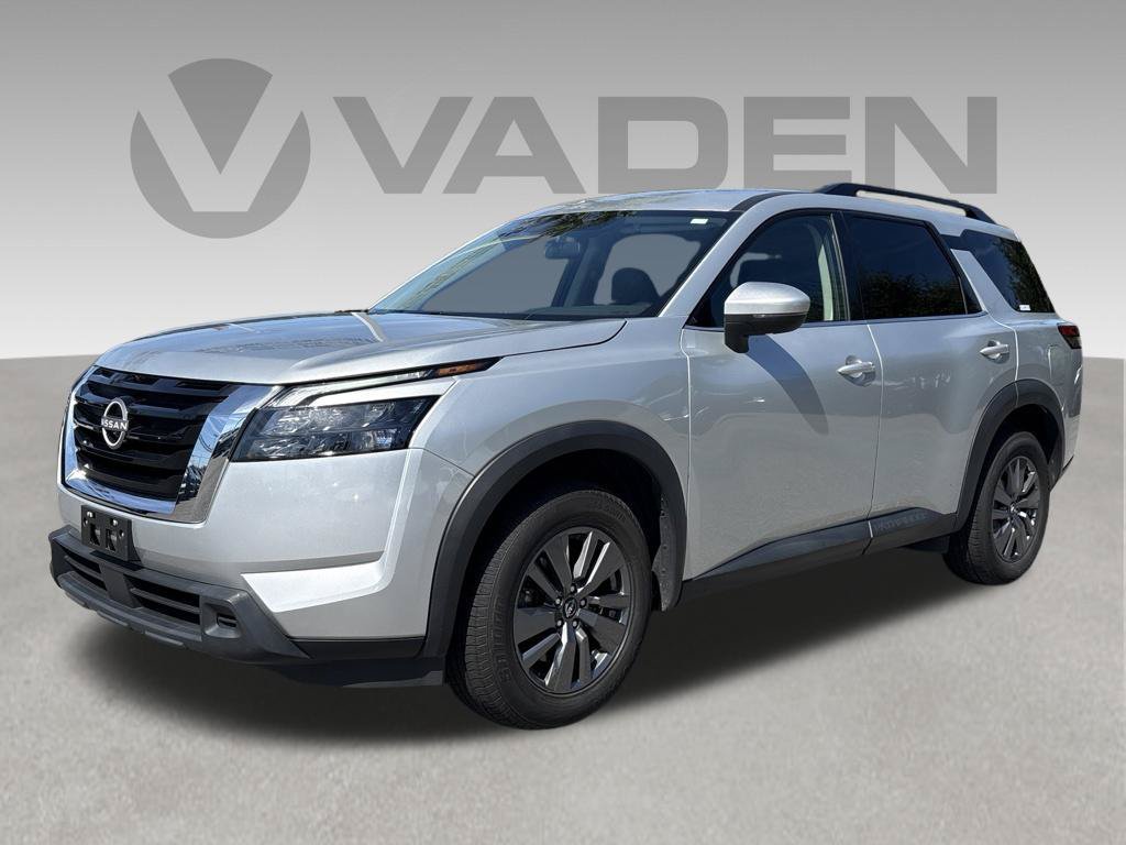 Used 2024 Nissan Pathfinder SV FWD image 1