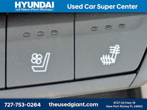Used 2025 Cadillac CT4 Premium Luxury RWD image 26