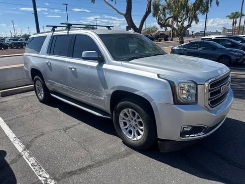 Used 2018 GMC Yukon XL SLT w/ HD Trailering Package AWD/4WD image 9