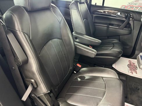 Used 2017 Buick Enclave Leather image 37