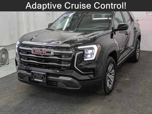 Used 2025 GMC Terrain Elevation image 1