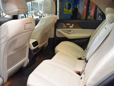 Used 2020 Mercedes-Benz GLE 350 4MATIC w/ 3rd Row Seat Package image 23