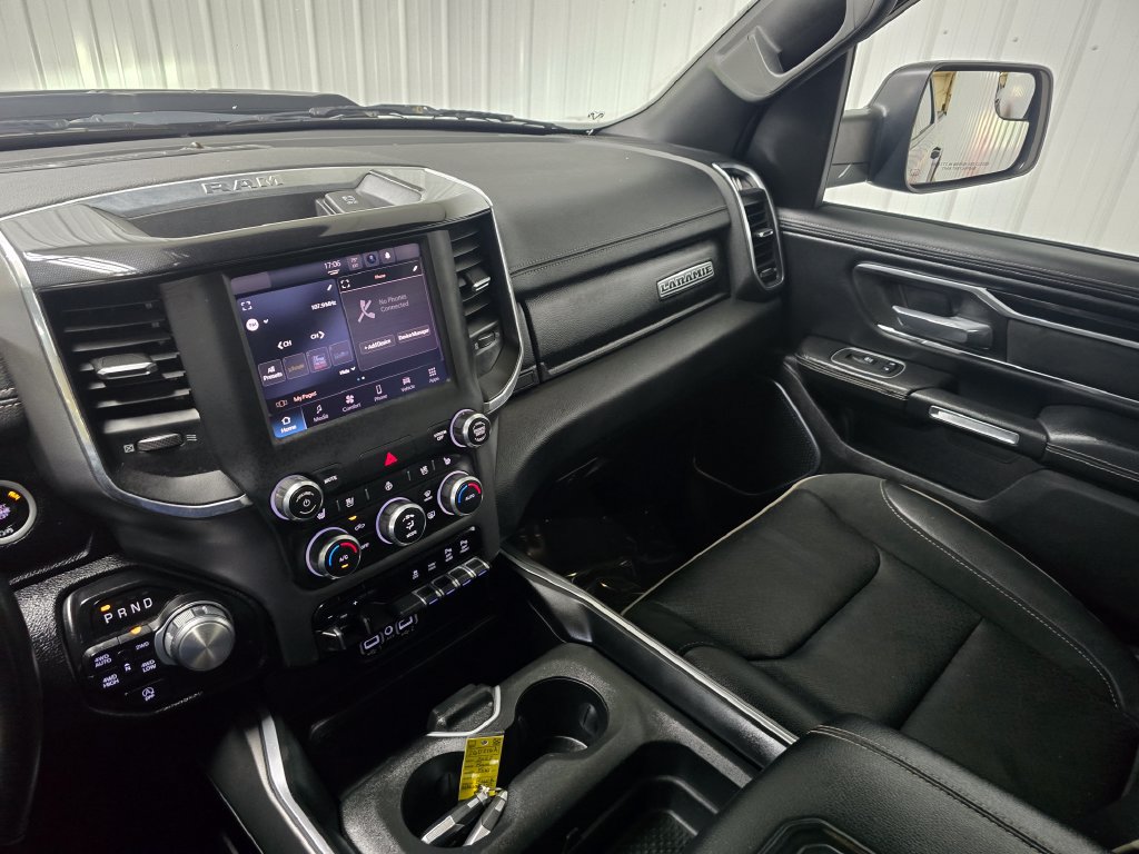 Used 2022 RAM 1500 Laramie w/ Sport Appearance Package AWD/4WD image 31