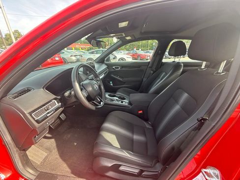 Used 2025 Honda Civic Sport image 5