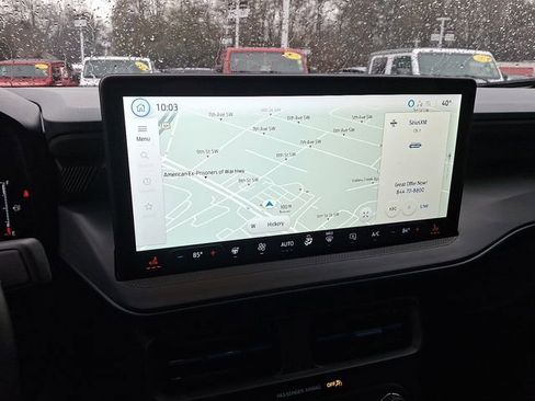 Used 2025 Ford Maverick Lobo image 17