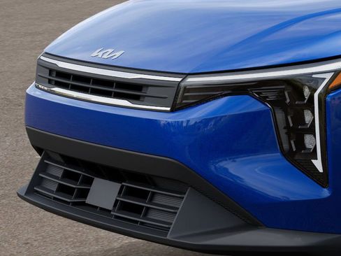 New 2026 Kia K4 LXS image 12