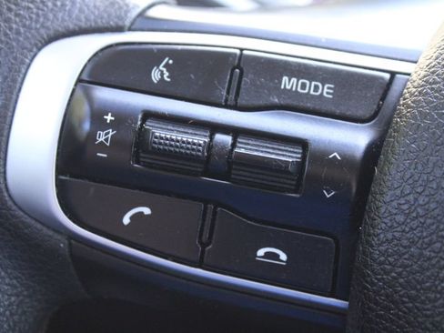 Used 2021 Kia K5 LXS FWD image 25