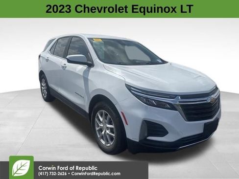 Used 2023 Chevrolet Equinox LT FWD image 1