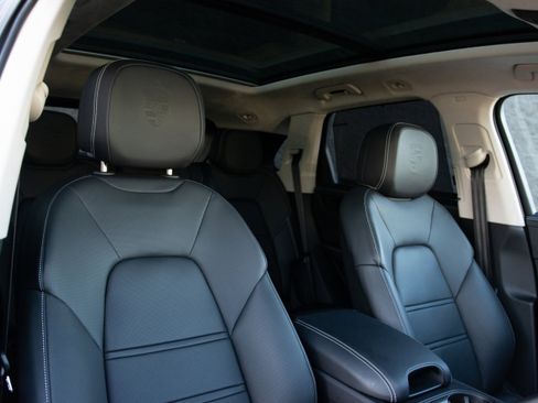 Certified 2025 Porsche Cayenne GTS image 26