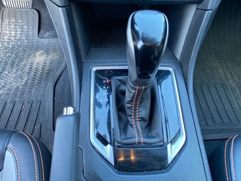 Used 2019 Subaru Crosstrek 2.0i Limited w/ Moonroof Package AWD/4WD image 8