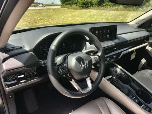 Used 2026 Honda Accord Touring image 15