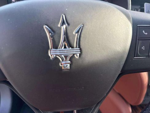 Used 2017 Maserati Quattroporte S GranLusso Q4 AWD/4WD image 15