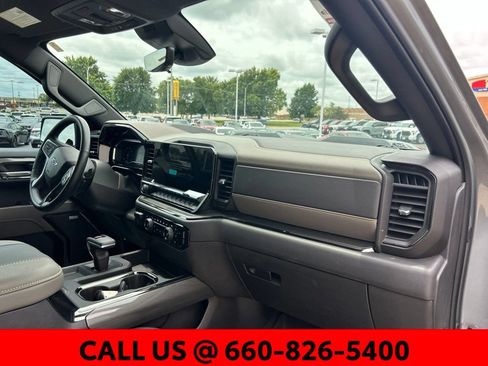 Used 2024 Chevrolet Silverado 1500 ZR2 w/ Technology Package AWD/4WD image 12