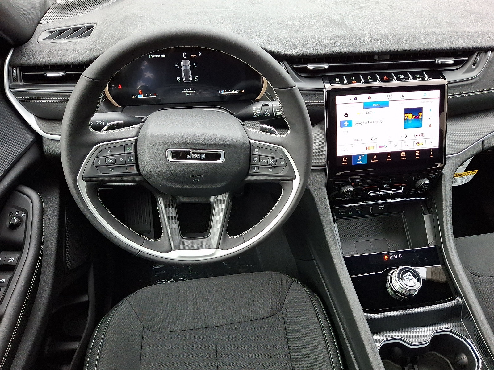 New 2027 Jeep Grand Cherokee Laredo X AWD/4WD image 7