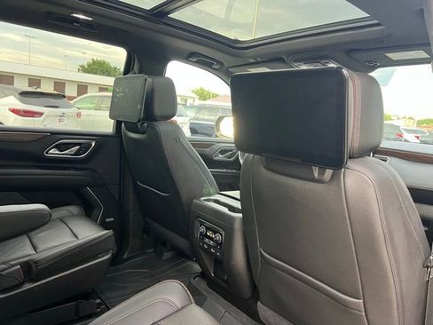 Used 2021 Chevrolet Tahoe High Country image 15