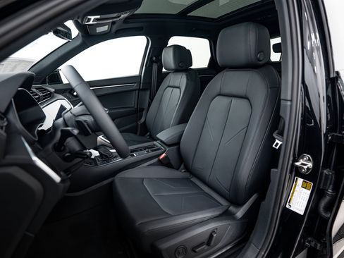 New 2025 Audi Q3 2.0T Premium image 13