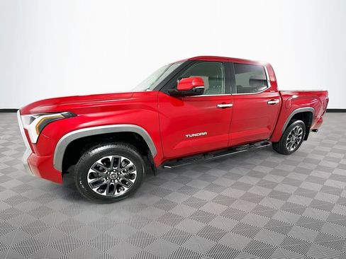 Used 2024 Toyota Tundra Limited AWD/4WD image 4