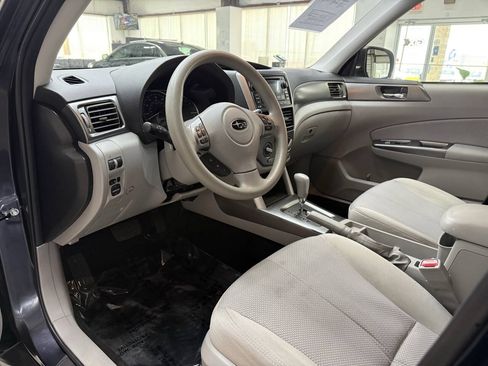 Used 2012 Subaru Forester 2.5X Premium w/ All-Weather Pkg AWD/4WD image 19