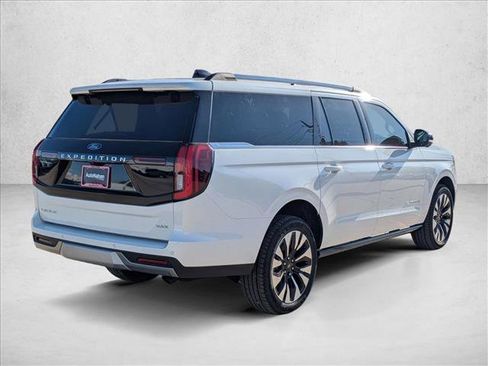 New 2025 Ford Expedition Max Platinum w/ Driver's Package image 2