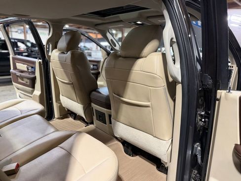 Used 2017 RAM 3500 Laramie image 25