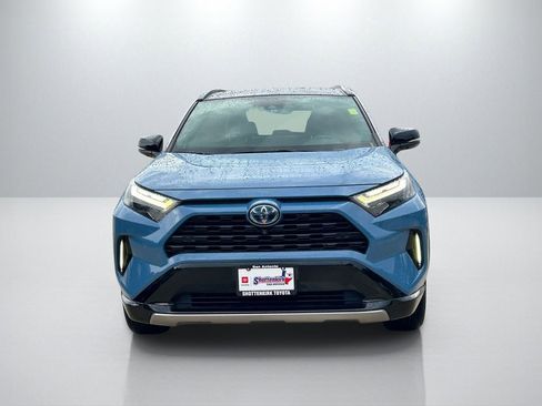 Used 2023 Toyota RAV4 XSE AWD/4WD image 2
