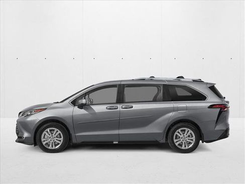 New 2026 Toyota Sienna Platinum AWD/4WD image 3