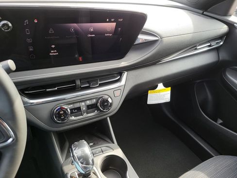 New 2026 Buick Envista Preferred w/ Convenience I Package image 8