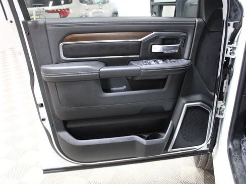 Used 2024 RAM 2500 Laramie image 13