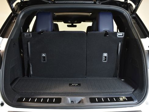 New 2026 INFINITI QX60 Sport w/ Dark Cargo Package image 30