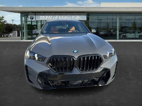 New 2026 BMW X6 xDrive40i image 2