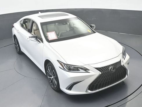 Used 2025 Lexus ES 350 w/ Premium Package FWD image 55