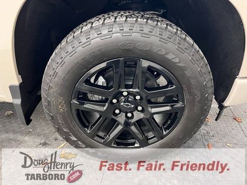 New 2026 Chevrolet Silverado 1500 Custom w/ Turbomax Blackout Package image 19