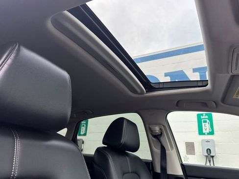 Used 2022 Honda Civic Touring image 13