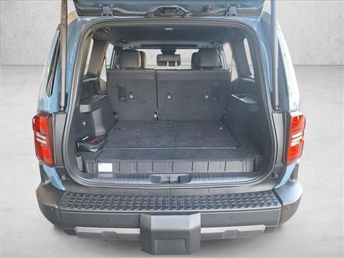Used 2024 Toyota Land Cruiser image 17