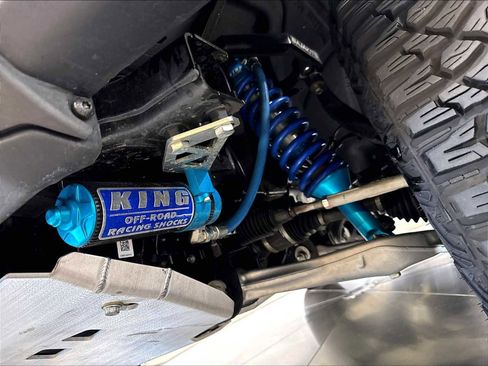 Used 2024 Ford Bronco Wildtrak AWD/4WD image 39