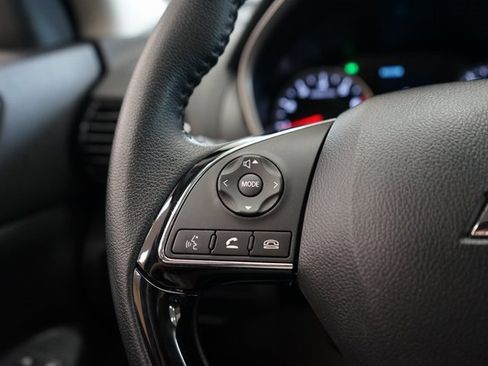 Used 2025 Mitsubishi Eclipse Cross SE image 32