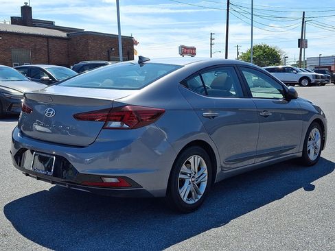 Used 2019 Hyundai Elantra Value Edition FWD image 4