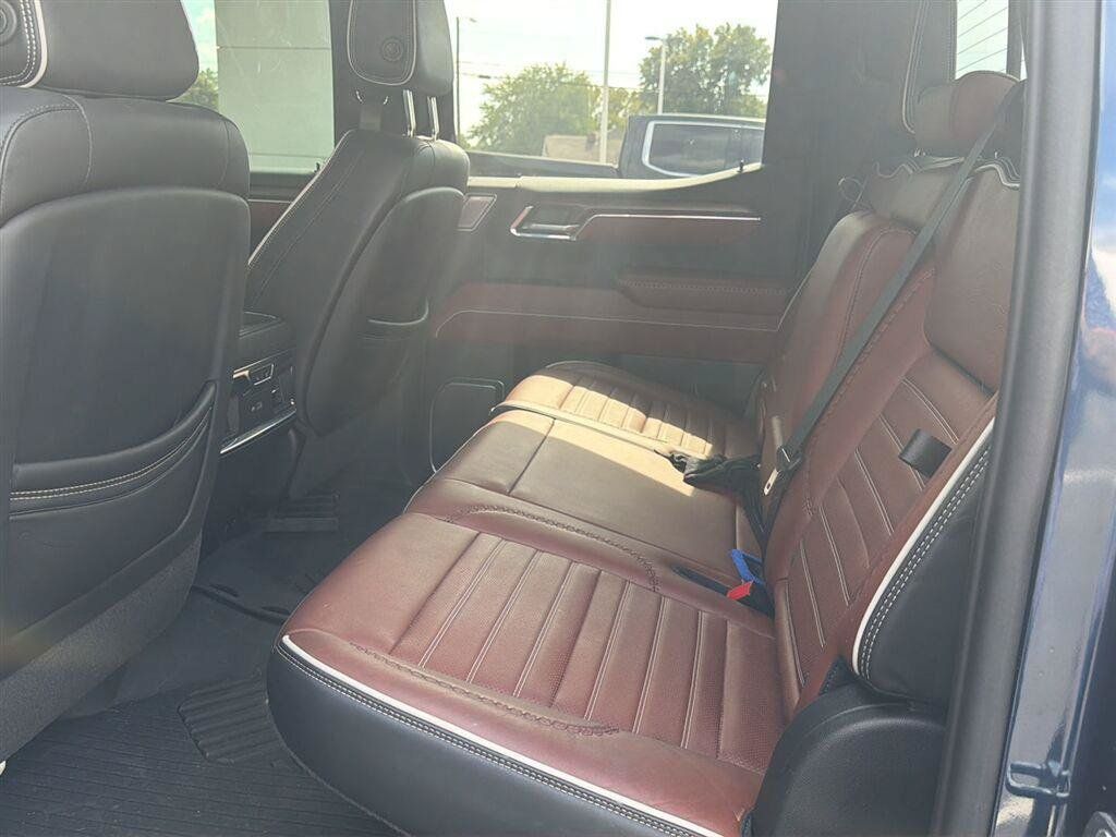 Used 2023 GMC Sierra 1500 Denali Ultimate AWD/4WD image 16